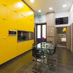 e14-design-hostel.inbudapesthotels.com/