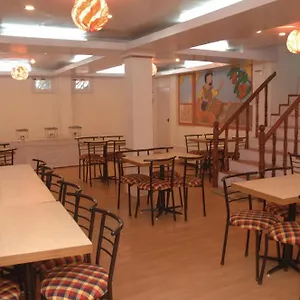 Hotel Barowalia ***