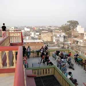 ram-bhawan-residency.hotels-varanasi.com/